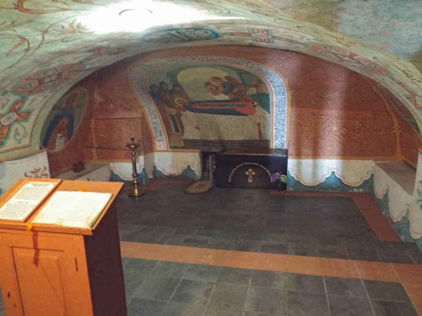 Рака с мощами прп. Авраамия